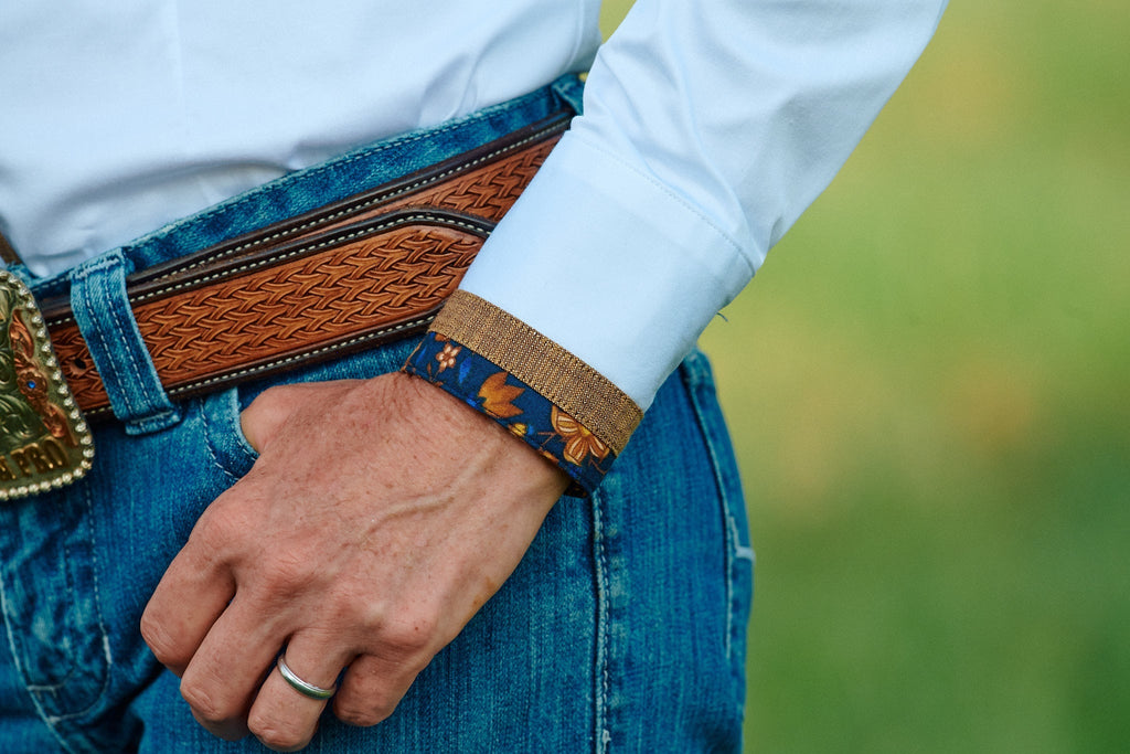 CR RanchWear Physical CR Ranch Pro White Stretch Cotton Sateen with Whiskey Floral